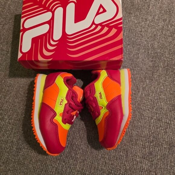 FILA Infants Sz 6 Cress Color Block Sneaker Shoe 7RM02044-832 shor/fred/sfty NIB - Picture 3 of 7